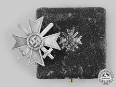 Germany, Wehrmacht. A War Merit Cross, I Class With Swords And Case, By Klein & Quenzer