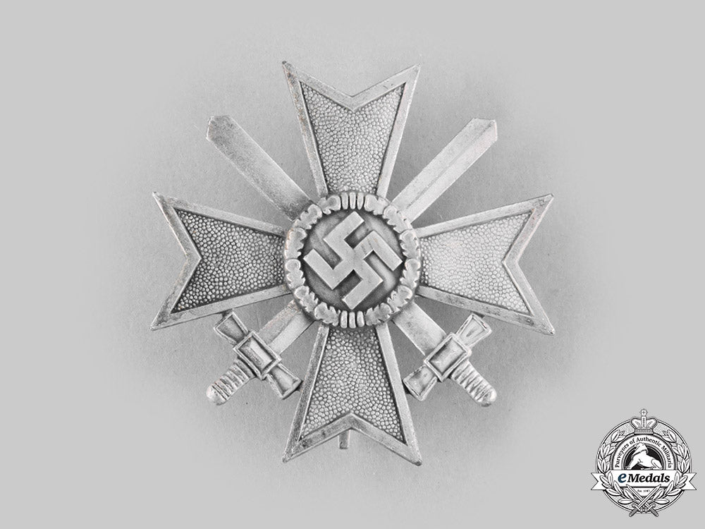 germany,_wehrmacht._a_war_merit_cross,_i_class_with_swords_and_case,_by_klein&_quenzer_c20692c20667_emd7541