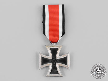 germany,_wehrmacht._a1939_iron_cross_ii_class,_by_wilhelm_deumer_c20693_emd9004