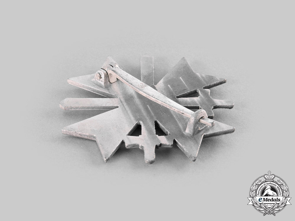 germany,_wehrmacht._a_war_merit_cross,_i_class_with_swords_and_case,_by_klein&_quenzer_c20695c20670_emd7545