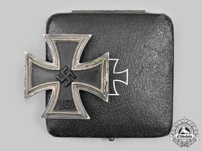 germany,_wehrmacht._a1939_iron_cross_i_class,_with_case,_by_friedrich_orth_c20699_mnc5392