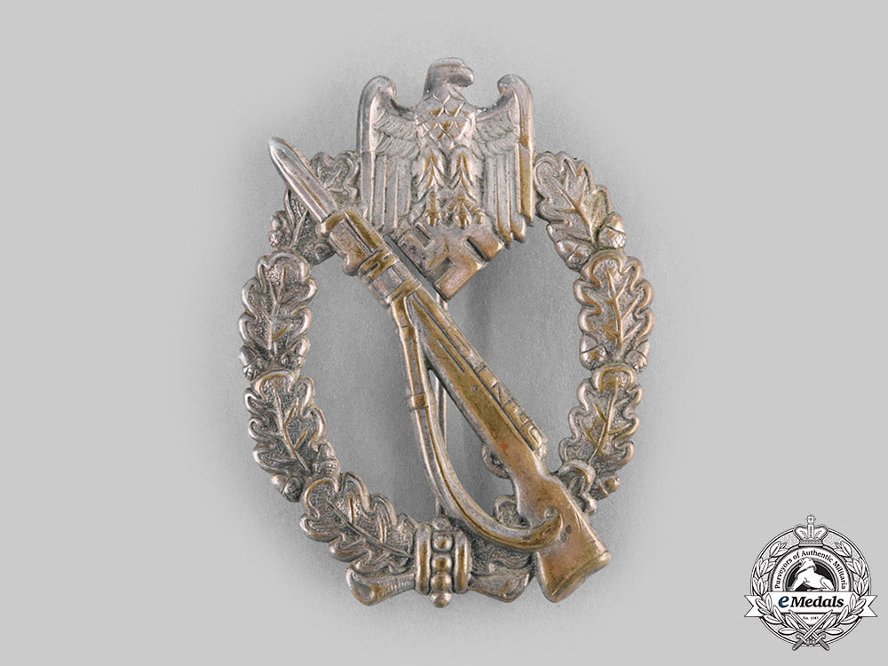 germany,_wehrmacht._an_infantry_assault_badge,_silver_grade_c20732_emd9107