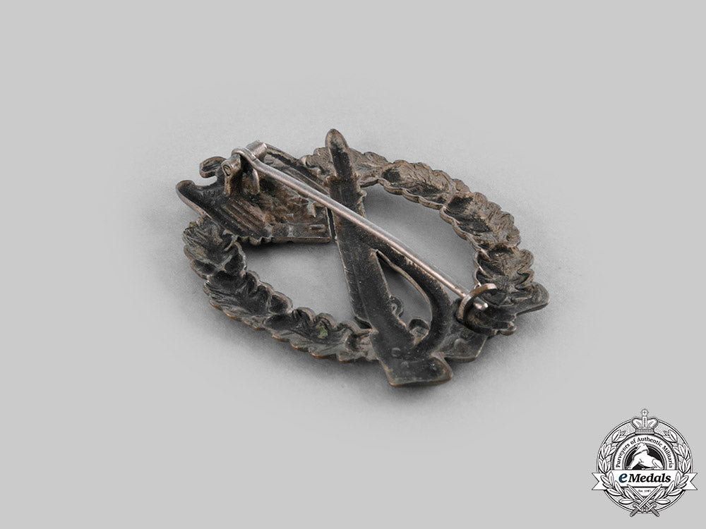 germany,_wehrmacht._an_infantry_assault_badge,_silver_grade_c20735_emd9112