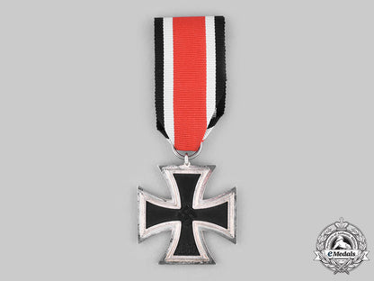 germany,_wehrmacht._a1939_iron_cross_ii_class,_lug_variant,_by_wächtler&_lange_c20746_mnc2844_2