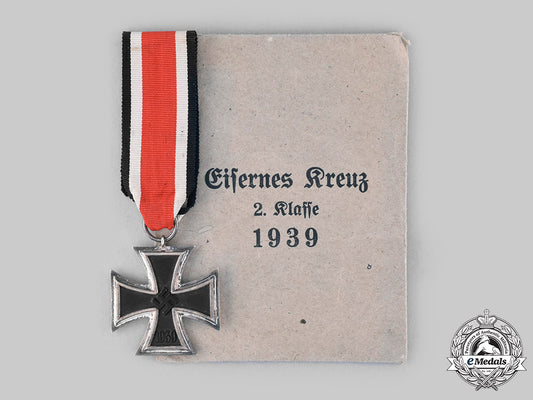 germany,_wehrmacht._a1939_iron_cross_ii_class,_by_wilhelm_deumer_c20750_mnc2856_2
