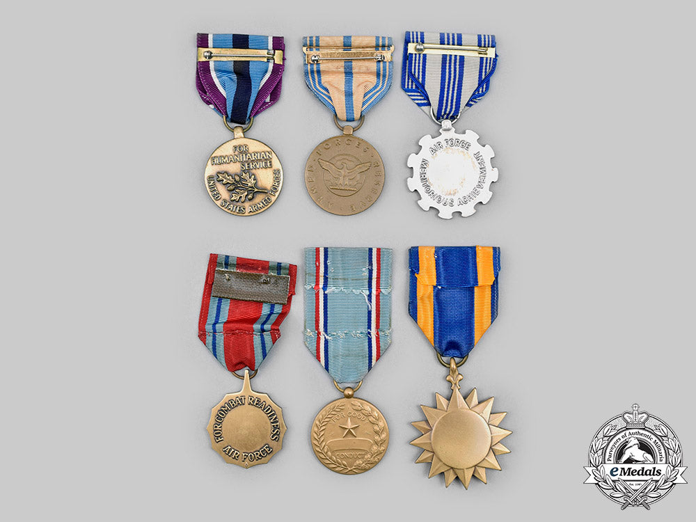 united_states._a_lot_of_six_air_force_oriented_awards_c20755_mnc6243_1
