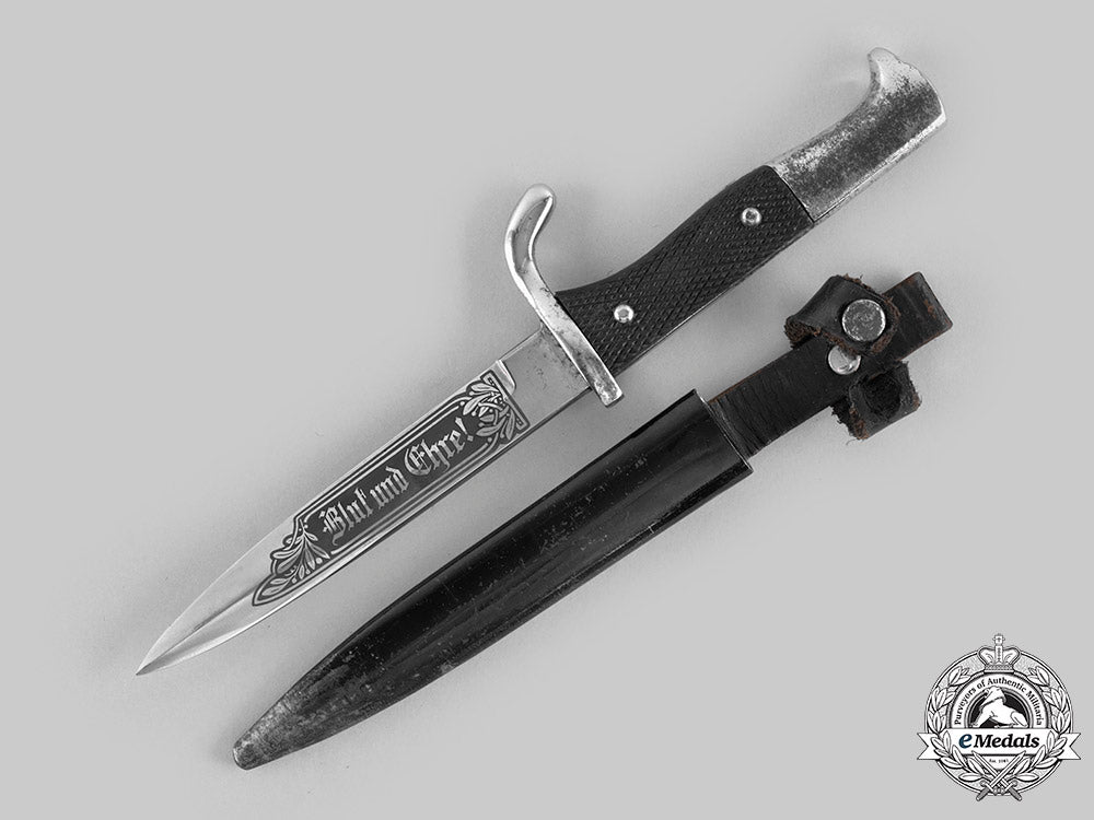 germany,_hj._a_pre-_regulation_hj_dress_bayonet,_by_carl_wüsthof_c20756_mnc2629