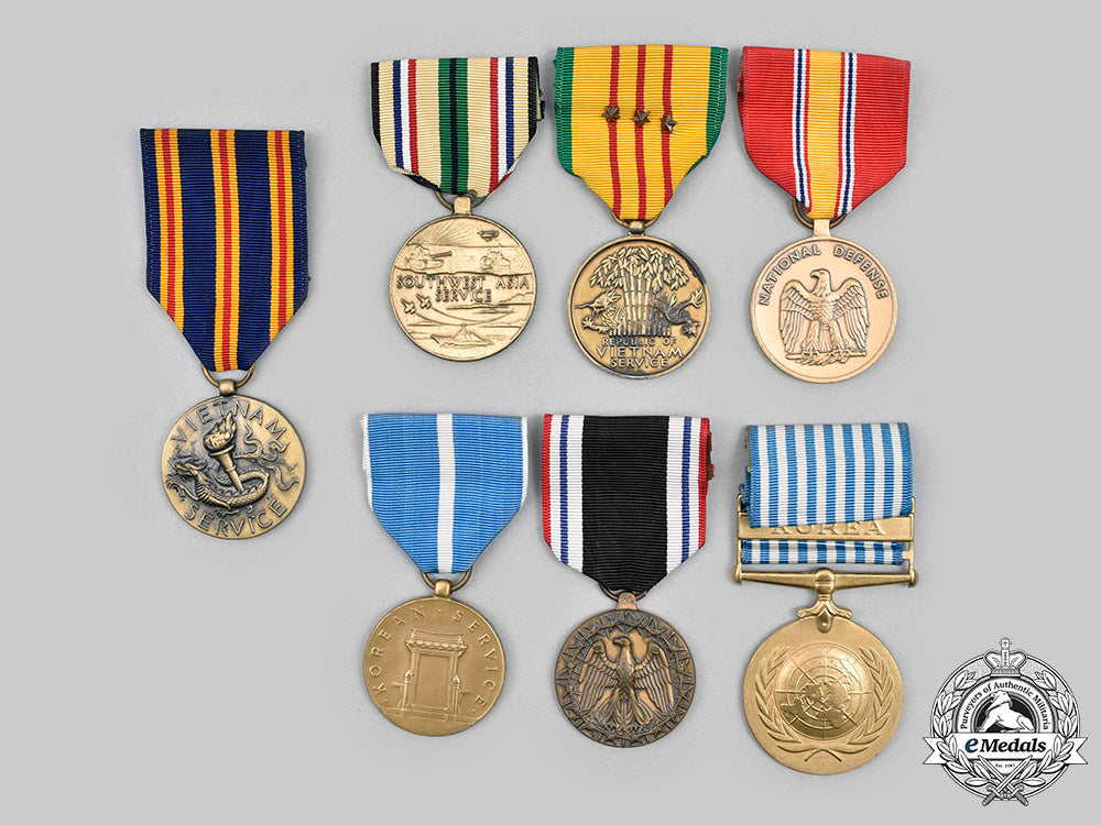 united_states._a_lot_of_seven_campaign_service_medals_c20762_mnc6257_1
