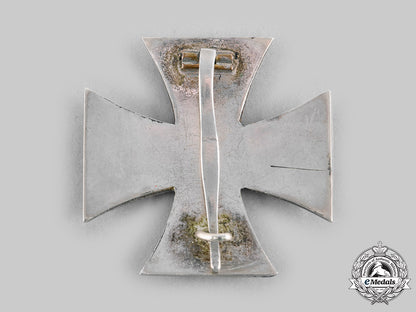 germany,_imperial._a1914_iron_cross_i_class_with_award_document_to_musketeer_erich_liebig_c20763_emd4080_1