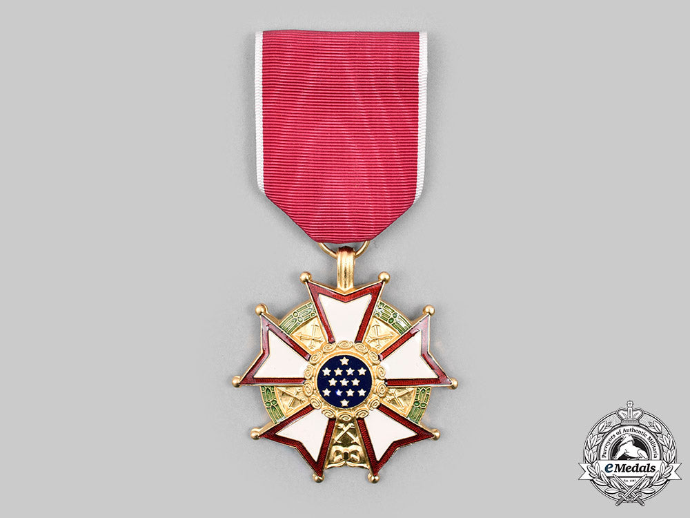 united_states._a_legion_of_merit,_legionnaire_grade_c20764_mnc6261