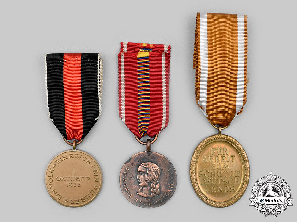 germany,_wehrmacht._a_lot_of_service_medals_c20788_mnc7804_1