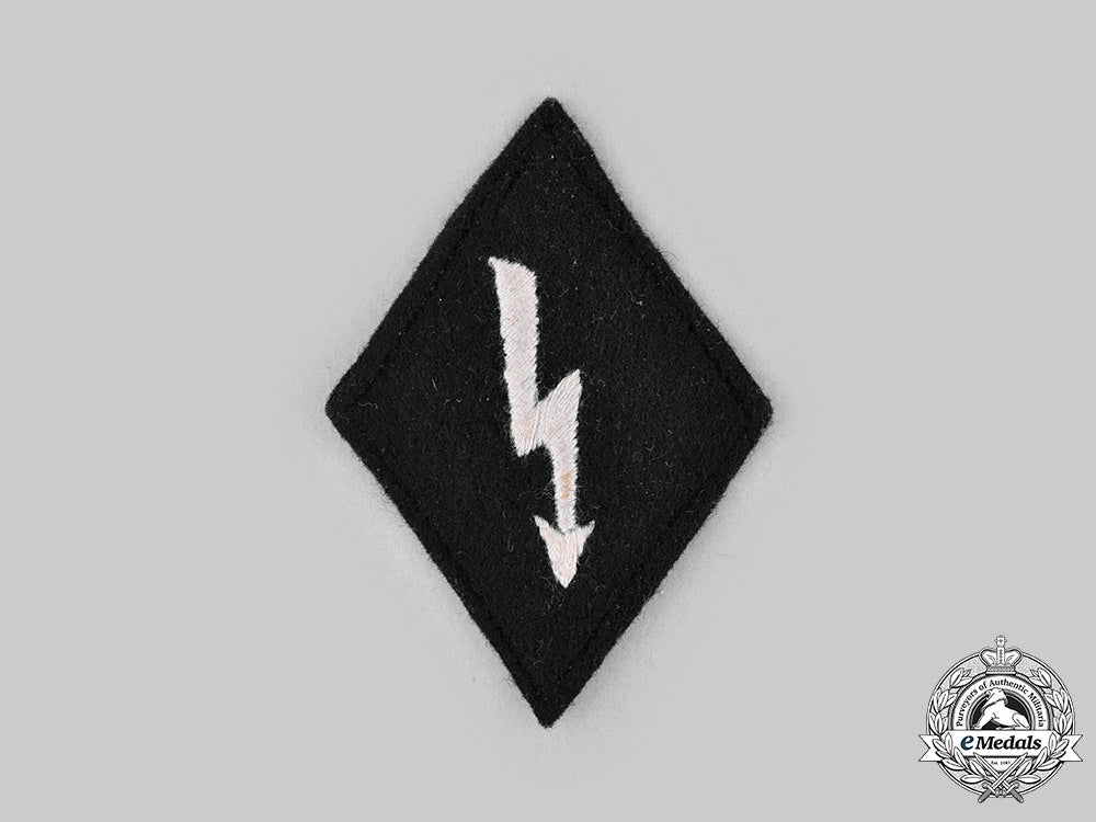 germany,_ss._a_ss_signals_personnel_sleeve_diamond_c20799_mnc2798