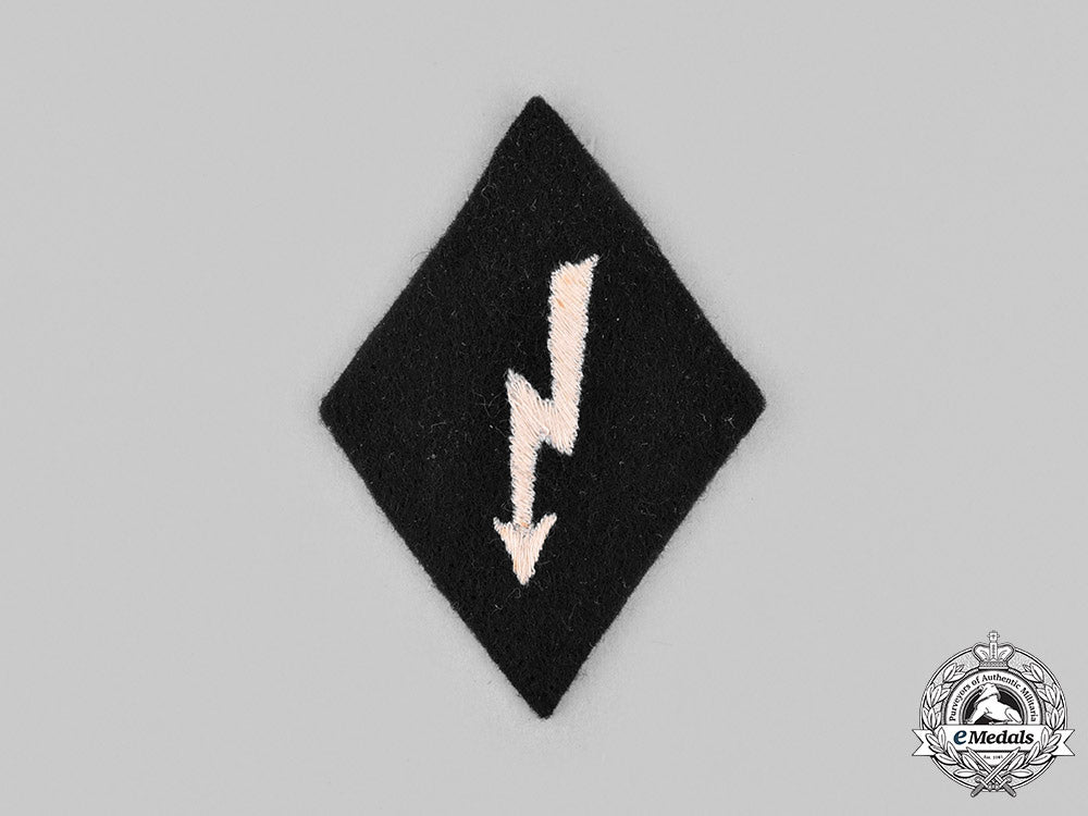 germany,_ss._a_ss_signals_personnel_sleeve_diamond_c20800_mnc2799