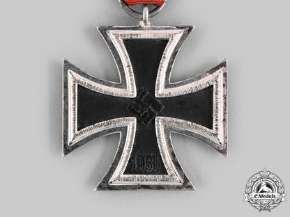 germany,_wehrmacht._a1939_iron_cross_ii_class,_lug_variant,_by_wächtler&_lange_c20818_emd8941