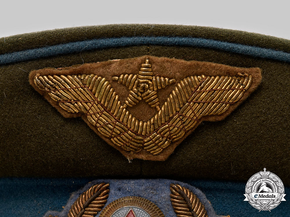 russia,_soviet_union._an_air_force_officer’s_m35_visor_cap_c20838_mnc2475