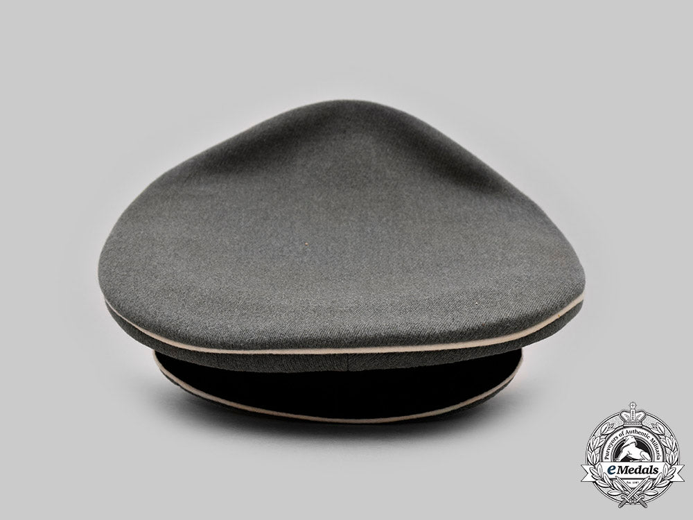 germany,_ss._a_waffen-_ss_infantry_officer’s_visor_cap,_by_ferdinand_erdt_c20844_mnc2381_1