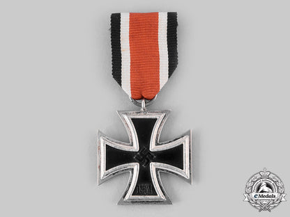 germany,_wehrmacht._a1939_iron_cross_ii_class,_by_wächtler&_lange_c20854_emd9190