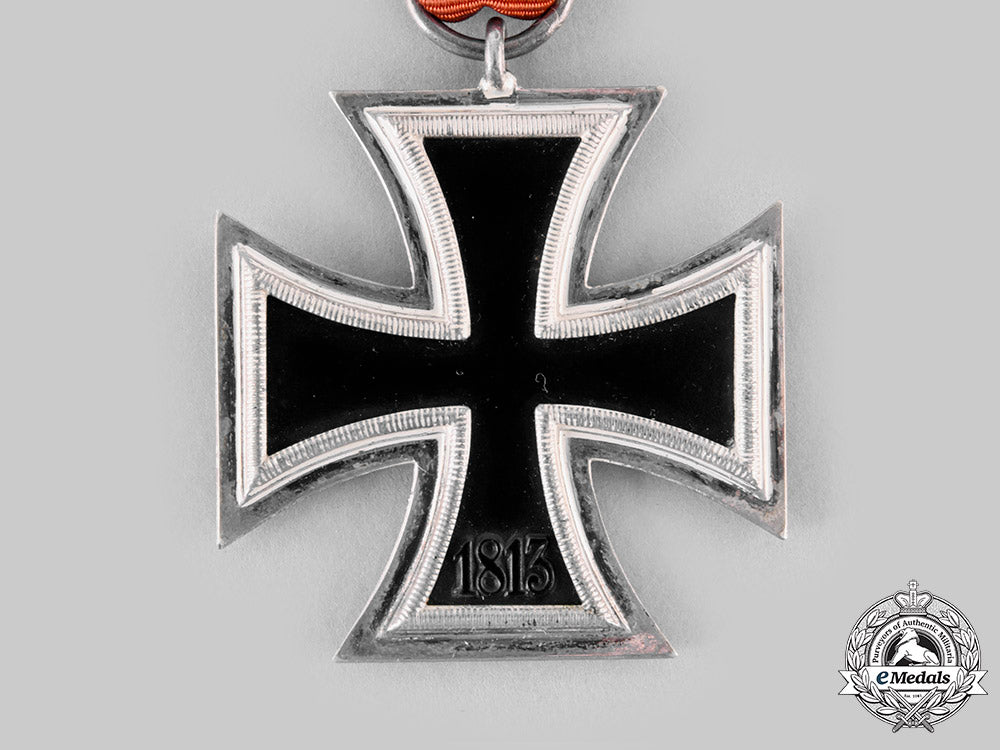 germany,_wehrmacht._a1939_iron_cross_ii_class,_by_wächtler&_lange_c20856_emd9198
