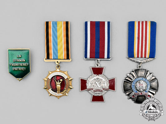 moldova,_ukraine._a_lot_of_four_medals_c20856_mnc8203_1