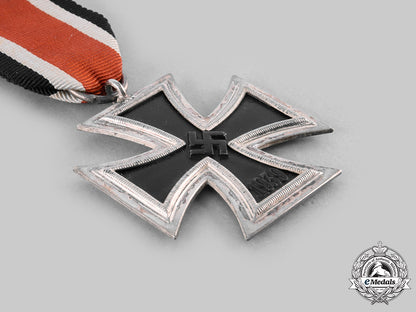 germany,_wehrmacht._a1939_iron_cross_ii_class,_by_wächtler&_lange_c20857_emd9205