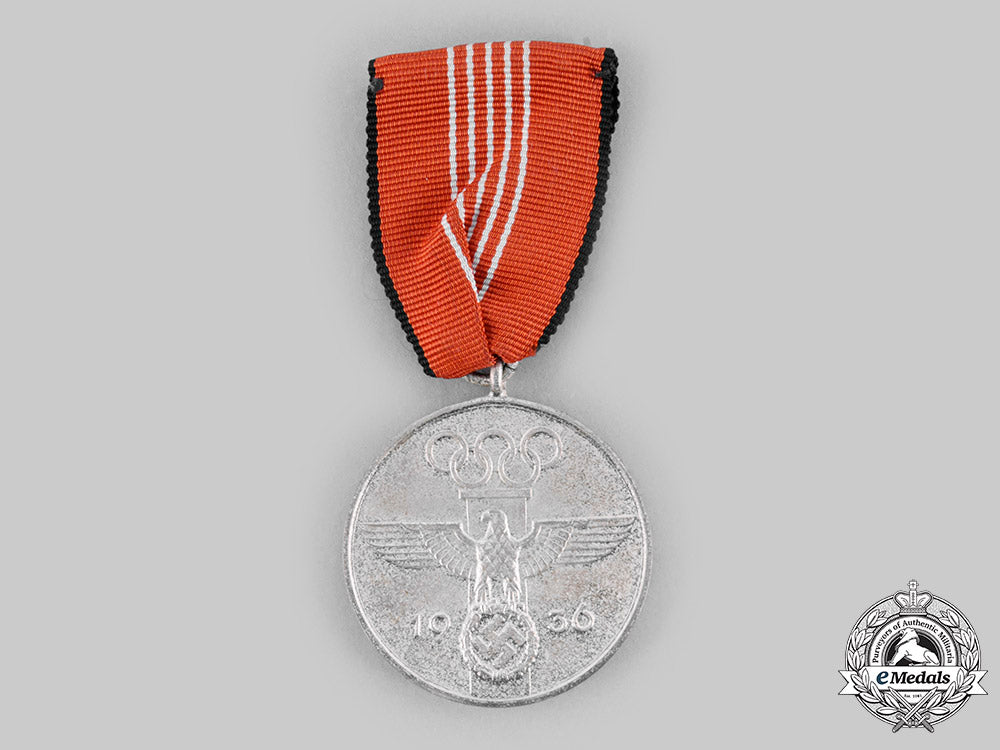 germany,_third_reich._an_olympics_commemorative_medal,_with_case_c20870_emd9268