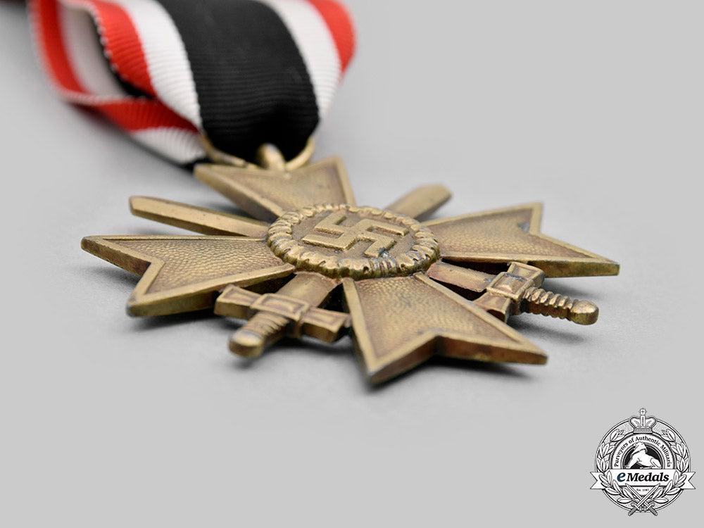 germany,_third_reich._a_pair_of_medals_c20889_mnc2635