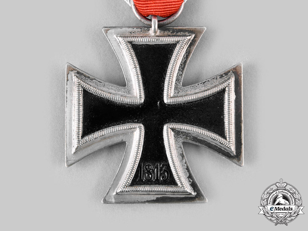 germany,_wehrmacht._a_rare1939_iron_cross_ii_class,_double-_marked_by_w._behrens_schmuckwarenfabrik_c20893_emd1018_1