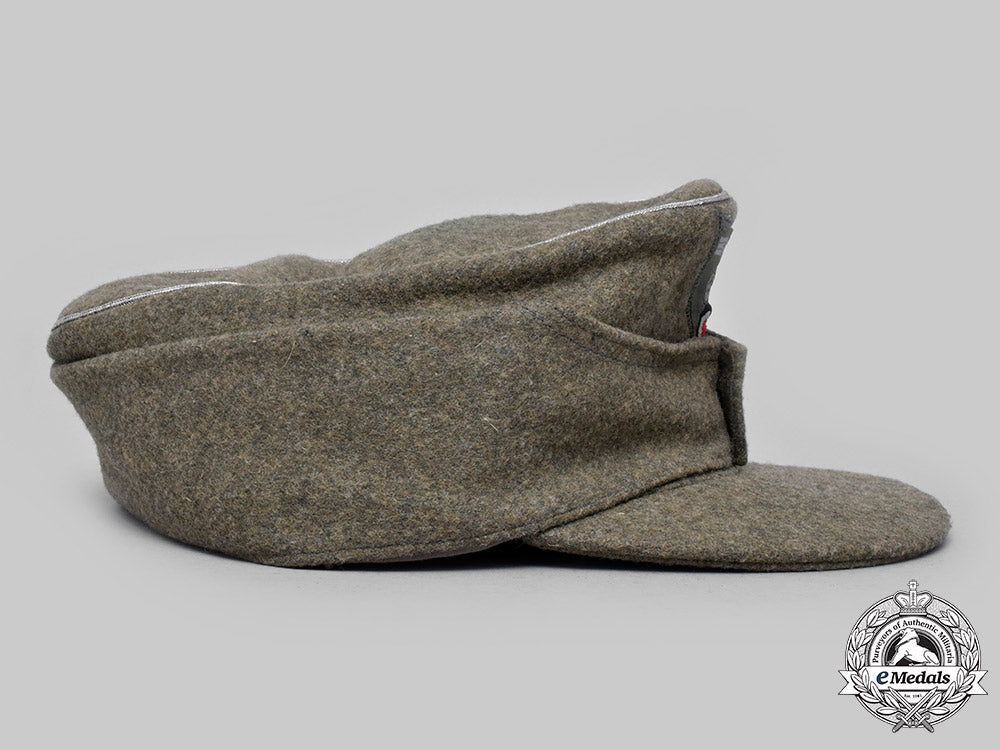 germany,_heer._an_officer’s_m43_field_cap_c20900_mnc1688_1
