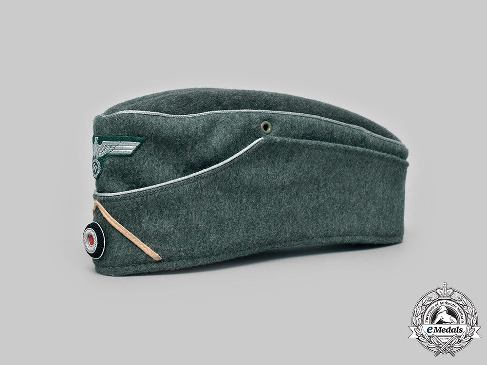 germany,_heer._an_infantry_officer’s_m38_overseas_cap_c20914_mnc1706_1