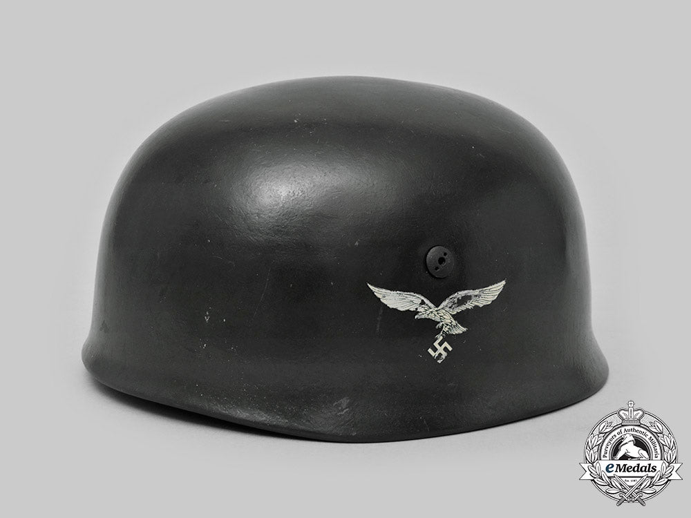 germany,_luftwaffe._a_fallschirmjäger_m38_single-_decal_steel_helmet_c20921_mnc1954_1