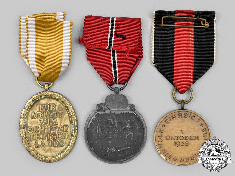 germany,_wehrmacht._a_lot_of_medals_c20926_mnc6443_1_1