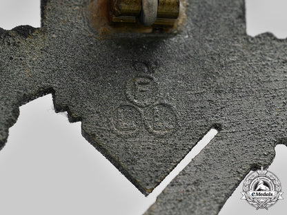 germany,_wehrmacht._an_infantry_assault_badge,_bronze_grade,_by_friedrich_linden_c20940_mnc6485_1