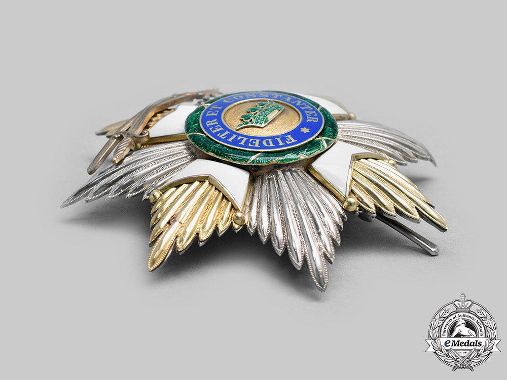 saxe-_ernestine,_duchy._a_house_order_of_saxe-_ernestine,_grand_cross_star,_military_division,_c.1940_c20943_mnc3663_1_1