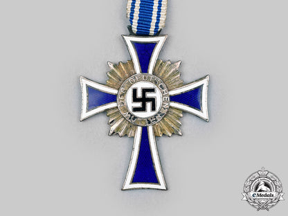 germany,_wehrmacht._a_lot_of_service_medals_c20948_mnc2960_1_1