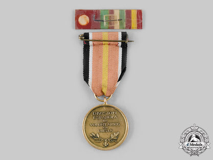 spain,_fascist_state._a_blue_division_commemorative_medal_with_ribbon_bar,_c.1945_c20975_emd9307