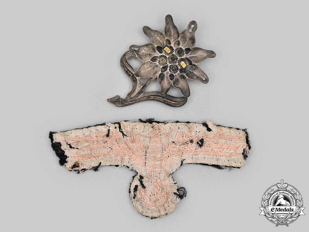 germany,_wehrmacht._a_pair_of_uniform_insignia(_wehrmacht_insignien)_c20977_mnc3049