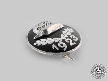 germany,_der_stahlhelm._a1923_stahlhelm_membership_badge,_large_version,_by_stahlhof_magdeburg_c20987_emd0036
