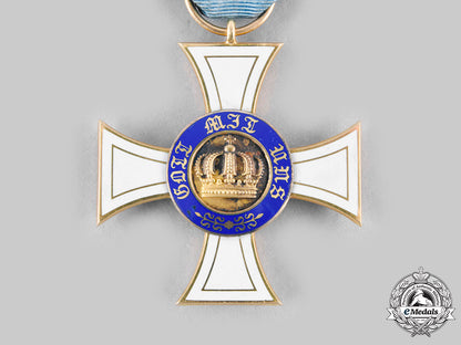 prussia,_kingdom._an_order_of_the_crown,_iii_class_cross_in_gold,_by_johann_wagner&_sohn,_c.1900_c20991_emd0053_2_1