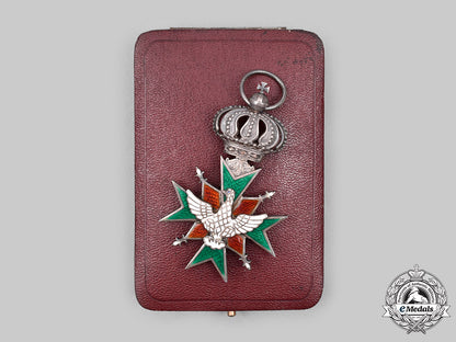 saxe-_weimar-_eisenach,_grand_duchy._an_order_of_the_white_falcon,_ii_class_knight’s_cross_with_case,_by_theodor_müller_c20998_mnc6889