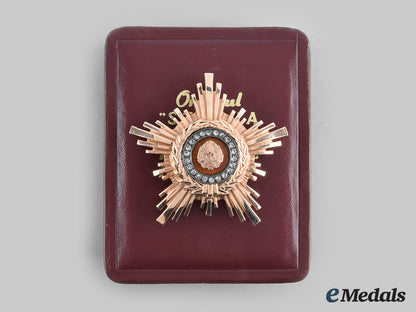 romania,_republic._an_order_of_the_star_of_the_people,_type_ii,_ii_class_in_gold_and_diamonds,_c.1960_c20_00021_1_1