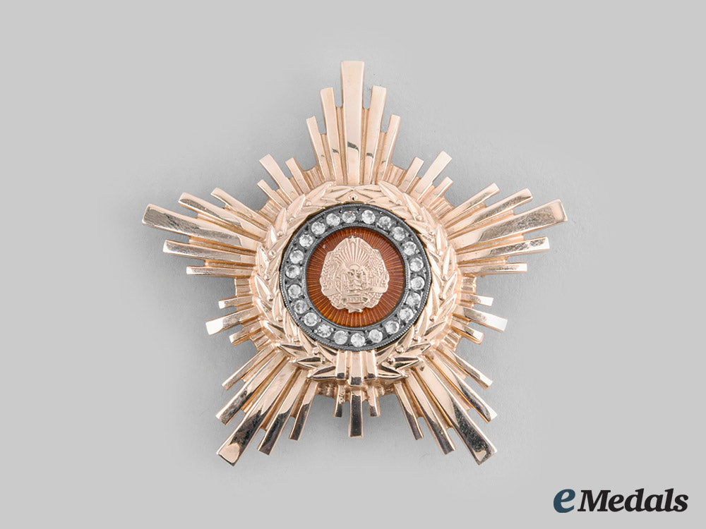 romania,_republic._an_order_of_the_star_of_the_people,_type_ii,_ii_class_in_gold_and_diamonds,_c.1960_c20_00022_1_1