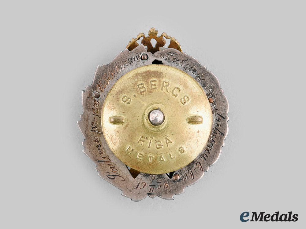 latvia,_republic._an_old_rifleman_society_badge,_by_s._bercs,_c.1930_c20_00209