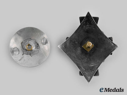 latvia,_republic._an_artilerijas_instruktoru_batarejas(_artillery_battery_instructor)_badge,_c.1920_c20_00256_1_1_1