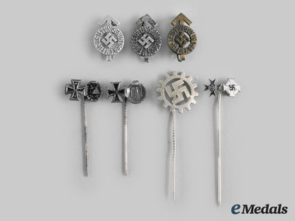 germany,_third_reich._a_lot_of_badges_and_stick_pins_c20_00324_1_1