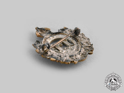 canada,_cef._a_lot_of_four_first_war_collar_badges_c20_00655