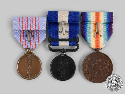 japan,_empire._a_lot_of_three_cased_medals_c20_00722_1