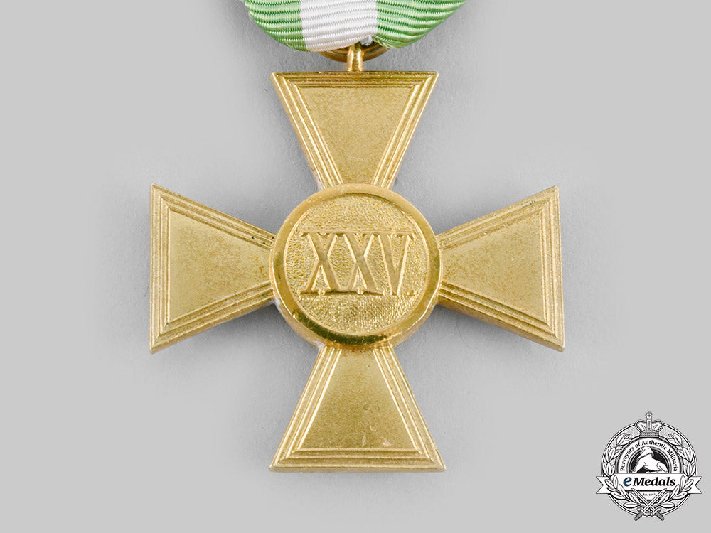 saxony,_kingdom._a25-_year_long_service_cross_with_certificate_and_accompanying_letter_to_major_bramsch_c20_00840