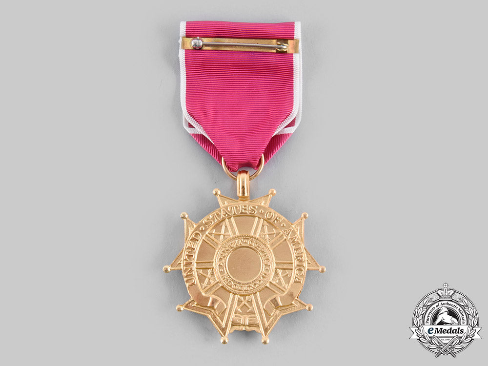 united_states._a_legion_of_merit,_legionnaire_grade_c20_00880