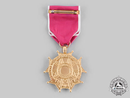 united_states._a_legion_of_merit,_legionnaire_grade_c20_00880