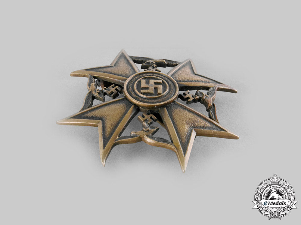 germany,_wehrmacht._a_spanish_cross,_bronze_grade_with_case,_by_c.e._juncker_c20_01167